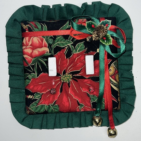 2 Vtg Handmade Christmas Poinsettias Light Switch Covers Single & Double Set NEW - Picture 3 of 7